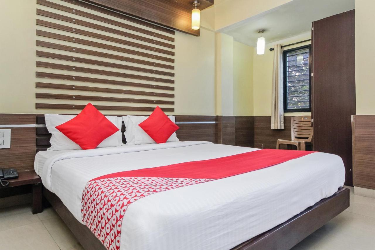 Oyo 30537 Hotel Megharaj Bijapur  Exterior photo