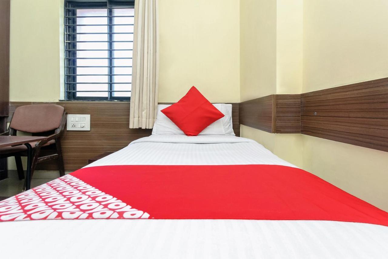 Oyo 30537 Hotel Megharaj Bijapur  Exterior photo