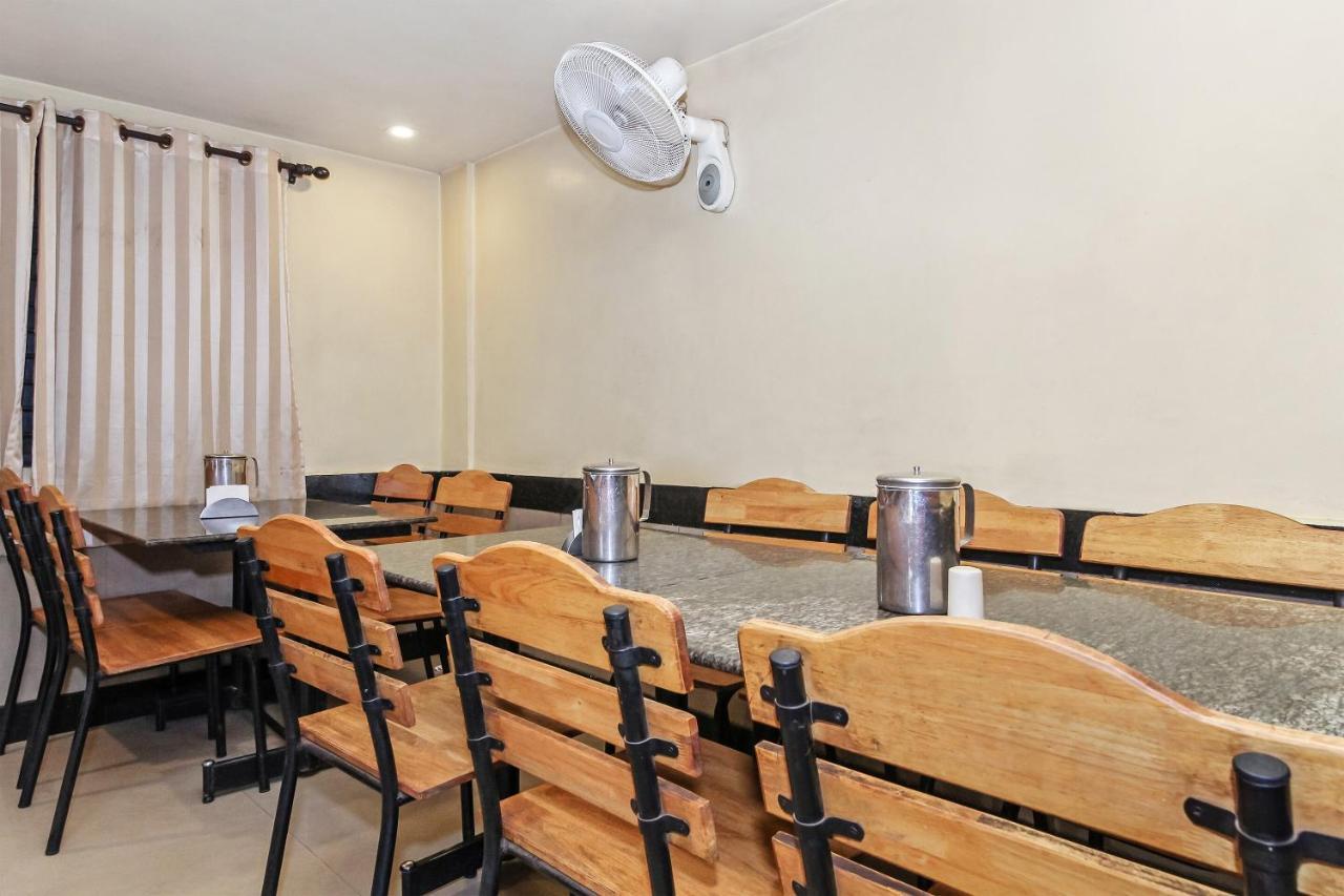 Oyo 30537 Hotel Megharaj Bijapur  Exterior photo