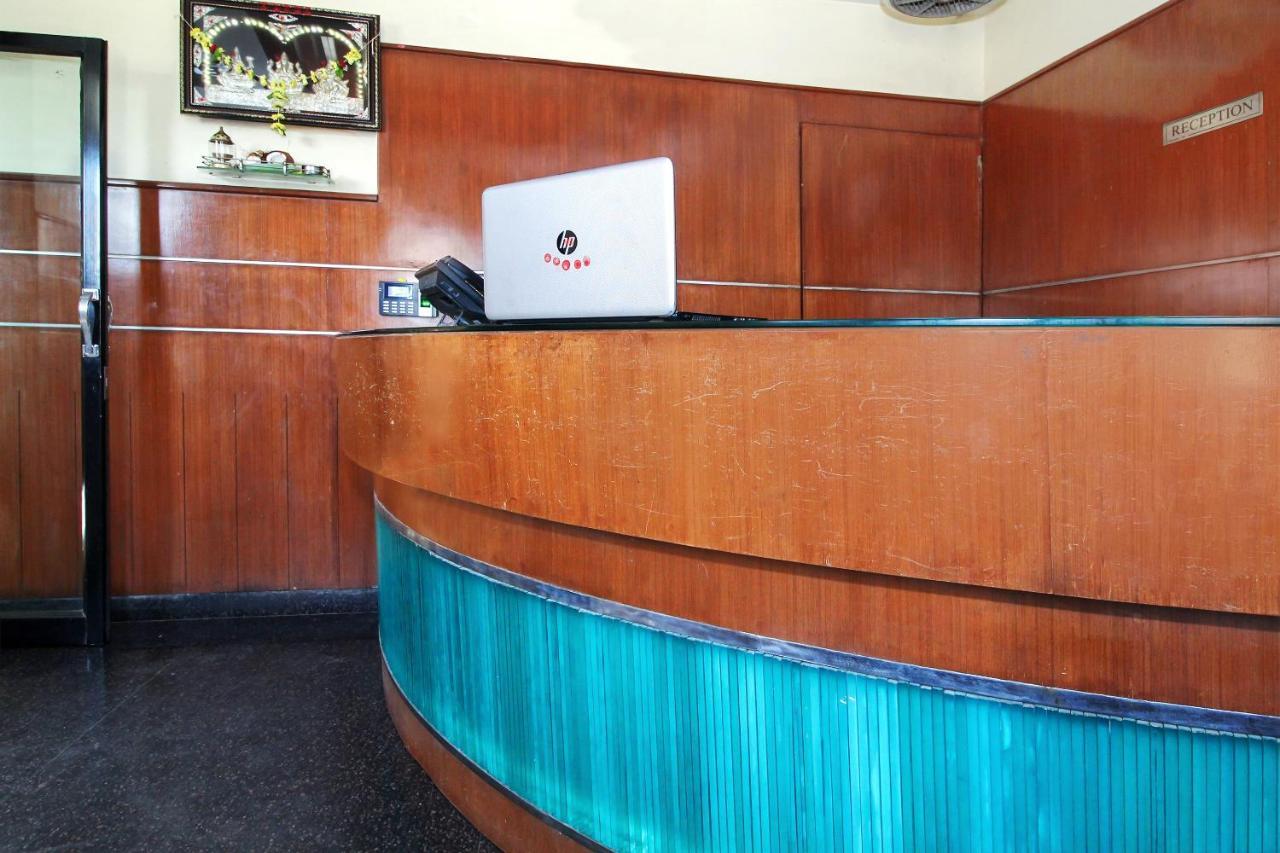 Oyo 30537 Hotel Megharaj Bijapur  Exterior photo